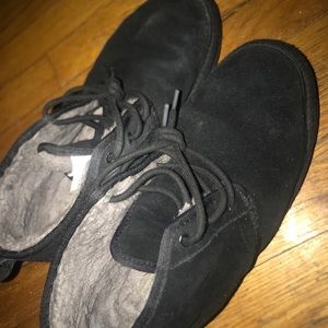 Uggs (black)